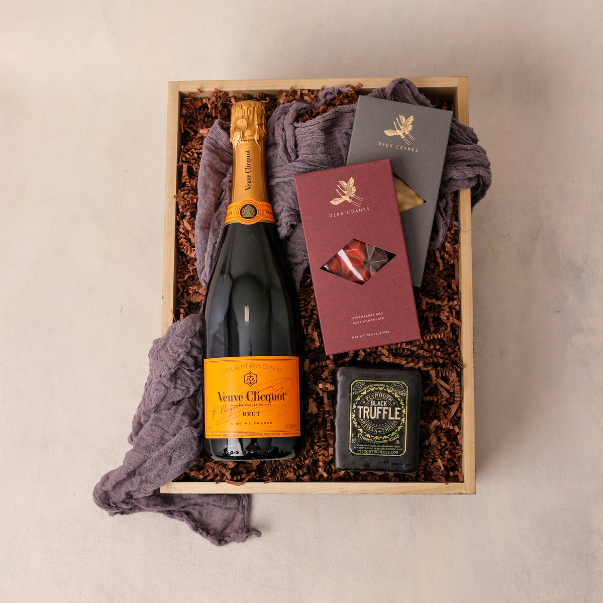 Champagne Gift Box – Jardiniere Flowers