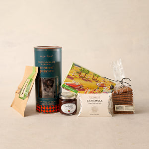 
                
                    Load image into Gallery viewer, Sweet Treats Gift Tray (Standard)
                
            